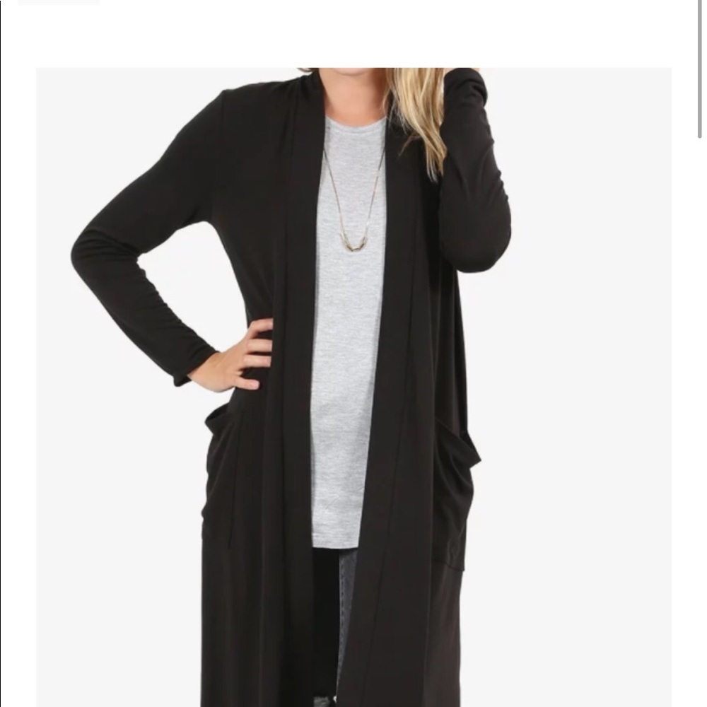 Women’s black sweater size large